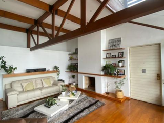 Foto 1 de Bello Duplex 230 m² Calle El Mastil Frente a Las Lagunas La Molina