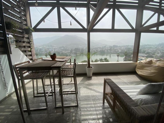 Foto 2 de Bello Duplex 230 m² Calle El Mastil Frente a Las Lagunas La Molina
