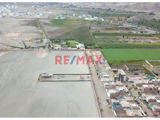 Terreno de 1,333.60 m² Primera Fila Frente Al Mar de Cerro Azul