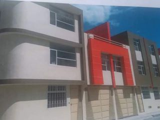 Casa de venta en Calderón Quito, de 4 dormitorios crédito VIP 100% BIESS