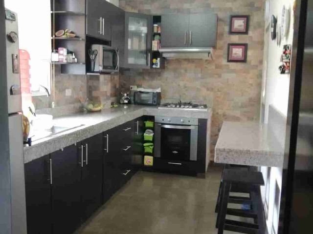 VENTA DEPARTAMENTO PLANTA BAJA CON PISCINA EN VENTA SECTOR CEIBOS