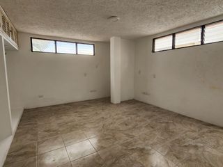 Foto 14 de VENDO DEPARTAMENTO ENTRERIOS AL MALECON CON VISTA AL RIO DAULE