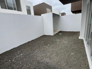 Foto 11 de casa de alquiler en manta zona norte