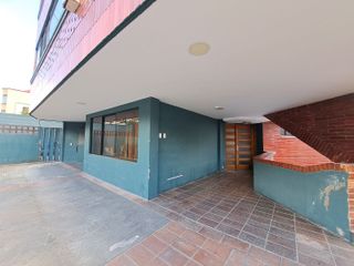 Departamento con Terraza Cubierta - San Fernando