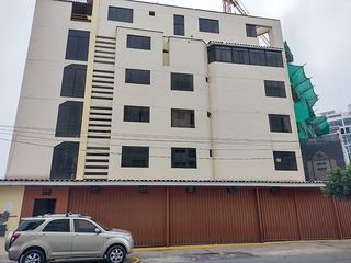 Foto 1 de OFICINA EN ALQUILER  CERCA AL MALECON DE MIRAFLORES