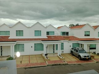 Venta casa en condominio las Acacias Zipaquira C-L13