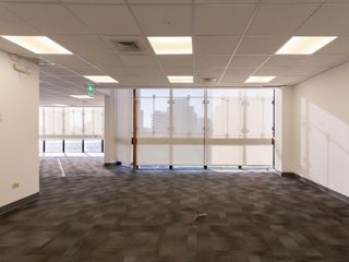 Foto 21 de ALQUILER Oficina 300 m2 en  San Isidro