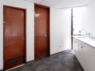Foto 12 de ALQUILER Oficina 300 m2 en  San Isidro