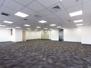 Foto 2 de ALQUILER Oficina 300 m2 en  San Isidro