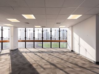 Foto 16 de ALQUILER Oficina 300 m2 en  San Isidro