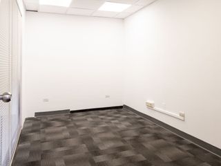 Foto 8 de ALQUILER Oficina 300 m2 en  San Isidro