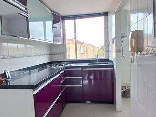 Arriendo Apartamento en Suba pinar con parqueadero 74 M2.