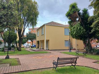 Arriendo Apartamento en Suba pinar con parqueadero 74 M2.