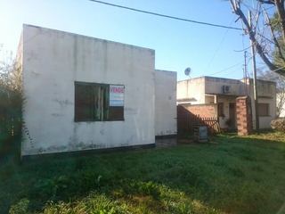 Casa De 2 Habitaciones (verónica, Partido De Punta Indio).