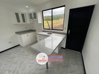 Foto 5 de Hermosa casa de venta rodeada de naturaleza, Sector San Antonio Cumbe C1224