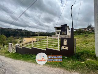 Hermosa casa de venta rodeada de naturaleza, Sector San Antonio Cumbe C1224