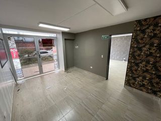 Foto 3 de Casa comercial en renta - Fundadores