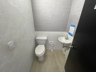 Foto 4 de Casa comercial en renta - Fundadores