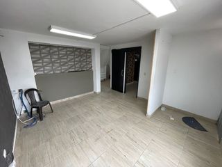 Foto 7 de Casa comercial en renta - Fundadores