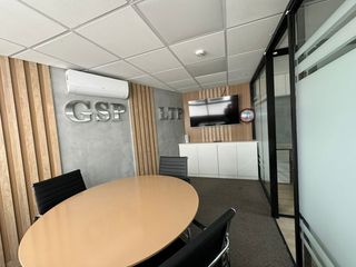 Oficina de 65 m² Implementada y Equipada en San Borja