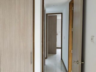 Foto 8 de EN VENTA APARTAMENTO El Refugio cali