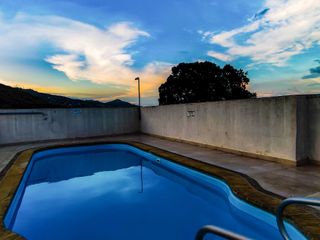 Foto 12 de EN VENTA APARTAMENTO El Refugio cali