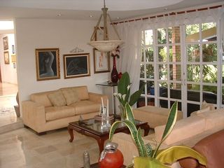 Espectacular casa de un piso en Pance