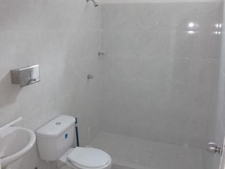 ARRIENDO CASA SANTA ANA PARA USO COMERCIAL