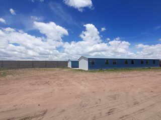 Foto 2 de SE ALQUILA LOCAL 8,000 M2 PARA COLEGIO, ALMACEN, QUINTA. EN CARACOTO - PUNO