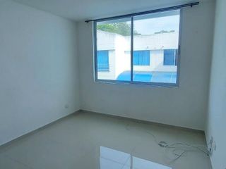 Casa en Arriendo permanente en el conjunto Reservas del Nogal en Girardot - Cundinamarca