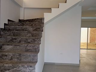 CASA A ESTRENAR EN VENTA