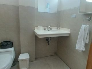 Foto 22 de Alquiler de Oficina en el sector Santa Lucia de 480 Metros, Norte de Quito