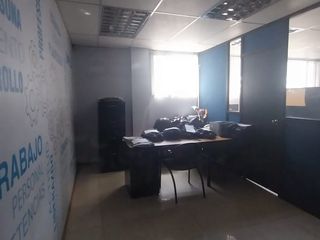 Foto 18 de Alquiler de Oficina en el sector Santa Lucia de 480 Metros, Norte de Quito