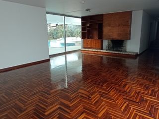 ALQUILO CASA CASUARINAS 1500 m2 - 05 dormitorios - PISCINA - JARDIN