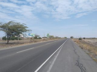 Foto 12 de AMPLIO  TERRENO EN VENTA – CARRETERA PIURA - PAITA