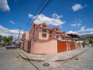 En venta casa de lujo al sur de Quito 519m2