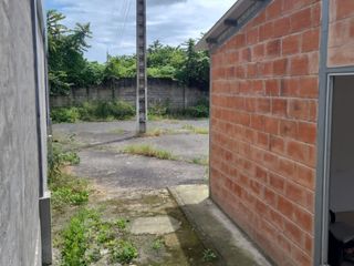 Foto 10 de Bodega de alquiler venta en vía Daule
