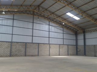 Foto 4 de Bodega de alquiler venta en vía Daule