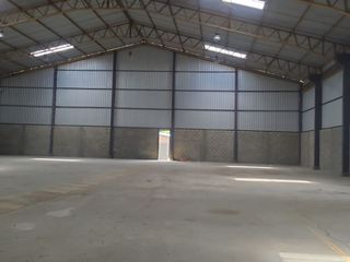 Foto 5 de Bodega de alquiler venta en vía Daule