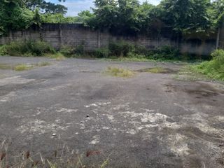 Foto 12 de Bodega de alquiler venta en vía Daule