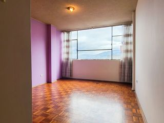 Foto 13 de Departamento en Alquiler Arriendo Renta La Mascota Sur de Quito Segundo Piso