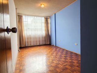 Foto 8 de Departamento en Alquiler Arriendo Renta La Mascota Sur de Quito Segundo Piso