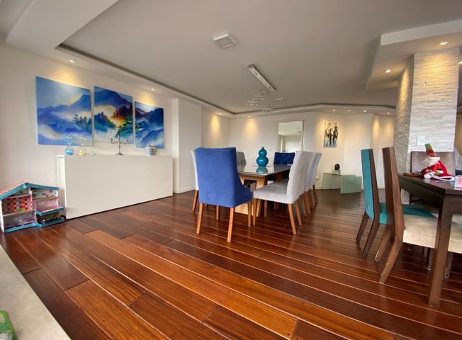 Apartamento en venta en Quito Tenis - Altro