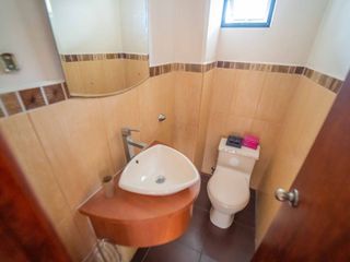 Foto 35 de PROPIEDAD DE 735MT MONTESERRIN EN VENTA