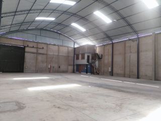 Alquiler de local techado 620 m2 - Callao -  Av. 200 Millas / Sta. Rosa