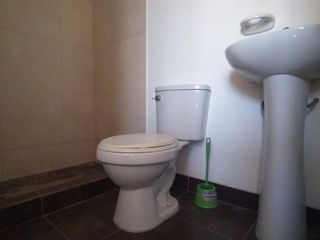 Foto 13 de vendo Departamento con aires en Condominio Villa Verde Pachacamac 03 Dormitorios