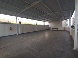Foto 18 de vendo Departamento con aires en Condominio Villa Verde Pachacamac 03 Dormitorios