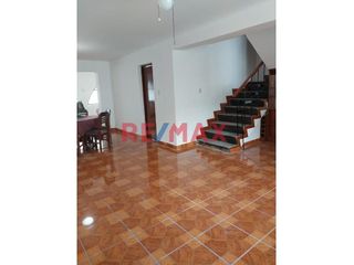Foto 18 de Hermosa Casa Urb. Los Pinos. Chimbote ID 1089416