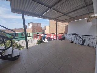 Foto 3 de Hermosa Casa Urb. Los Pinos. Chimbote ID 1089416