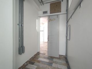 Oficina en arriendo en Alto Prado.